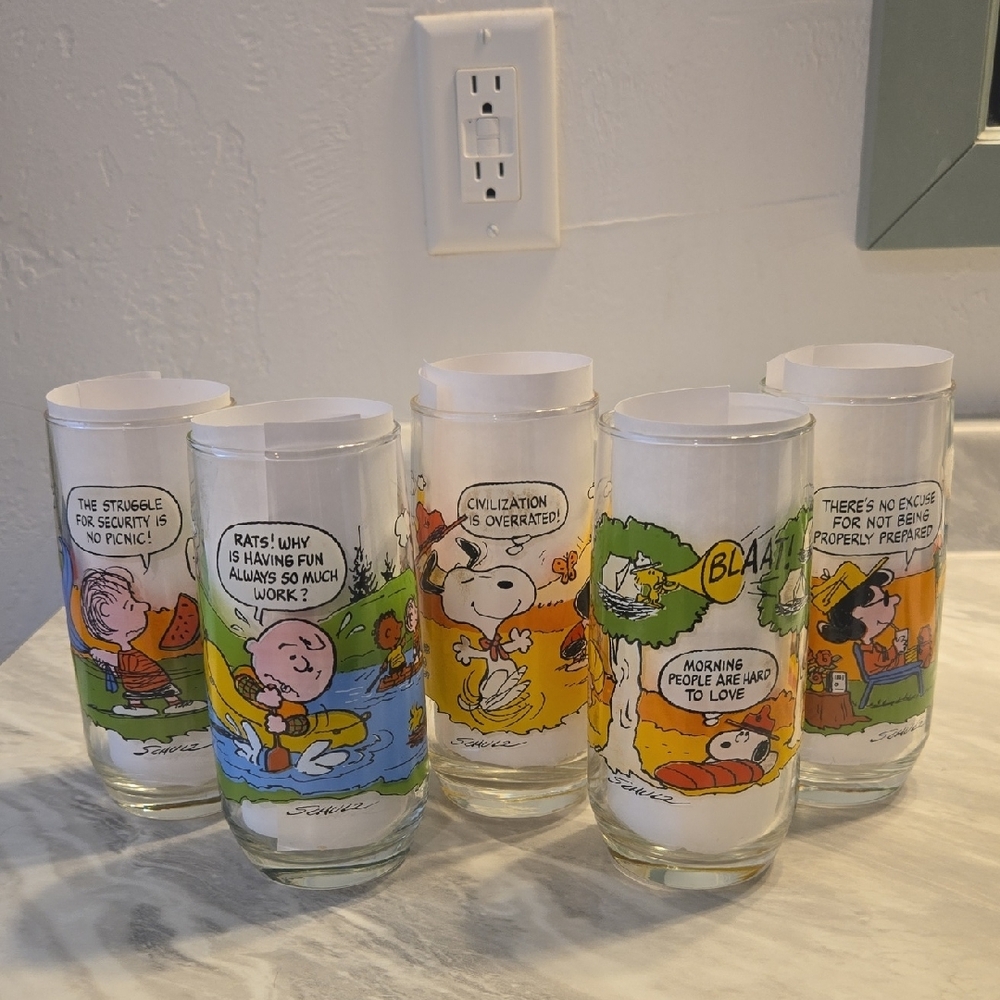 Vintage McDonalds Peanuts Comic Strip Glass Set